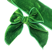 Load image into Gallery viewer, KELLY GREEN VELVET - Bow Strip

