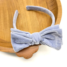 Load image into Gallery viewer, PALE PERIWINKLE VELVET - Bow Headband
