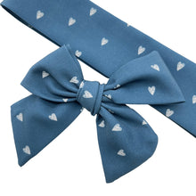 Load image into Gallery viewer, NAVY HEARTS - Printed Bow Strip
