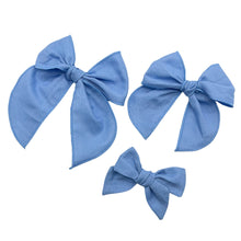 Load image into Gallery viewer, POWDER BLUE LINEN - Solid Bow Strip
