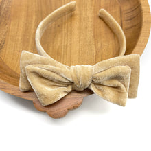 Load image into Gallery viewer, CHAMPAGNE VELVET - Bow Headband
