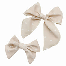 Load image into Gallery viewer, BEIGE HEARTS - Printed Bow Strip
