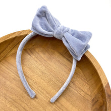 Load image into Gallery viewer, PALE PERIWINKLE VELVET - Bow Headband
